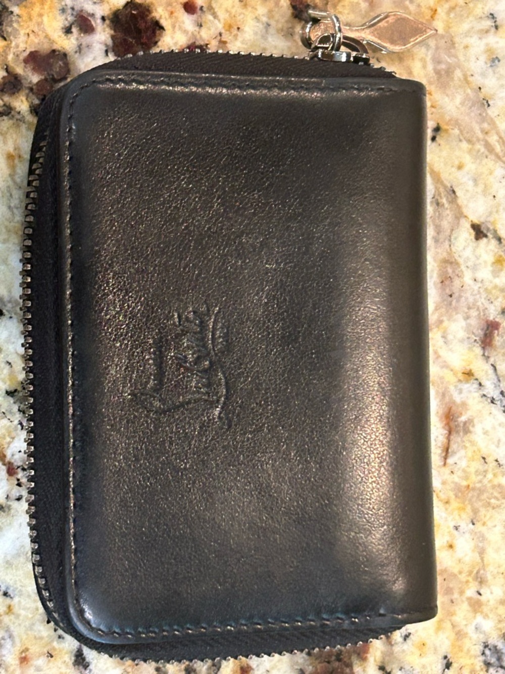 Christian Louboutin Wallet Studs Black Leather Zip EUC with coa - Picture 2 of 13